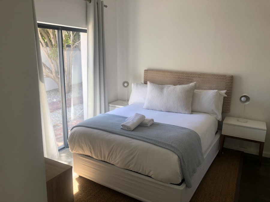 6 Bedroom Property for Sale in Westcliff Western Cape